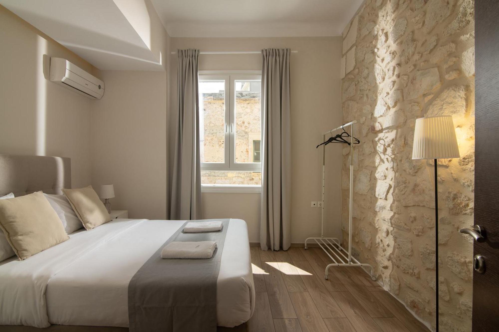 The Central Boutique Apartments 伊拉克利翁 外观 照片