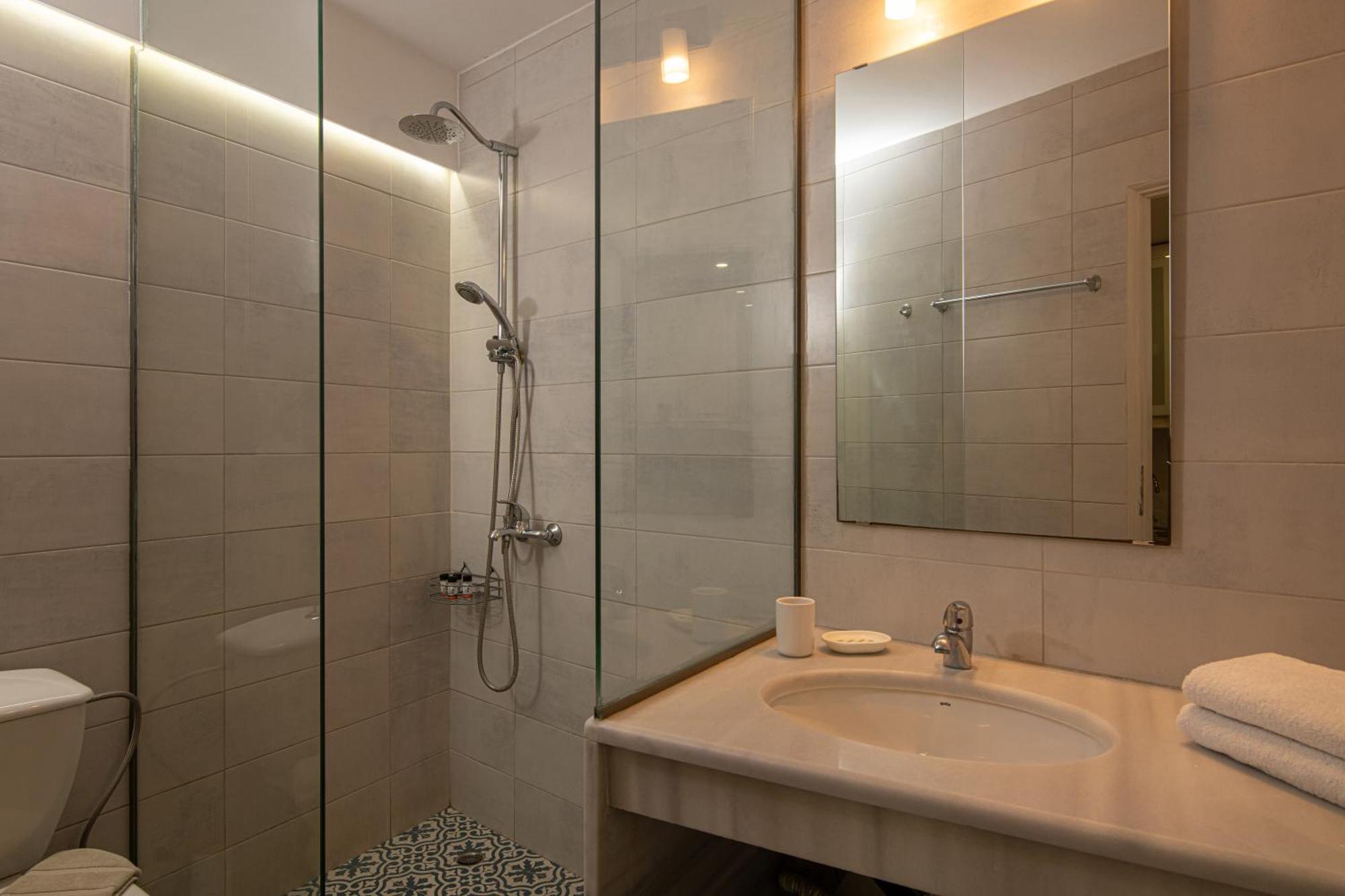 The Central Boutique Apartments 伊拉克利翁 外观 照片