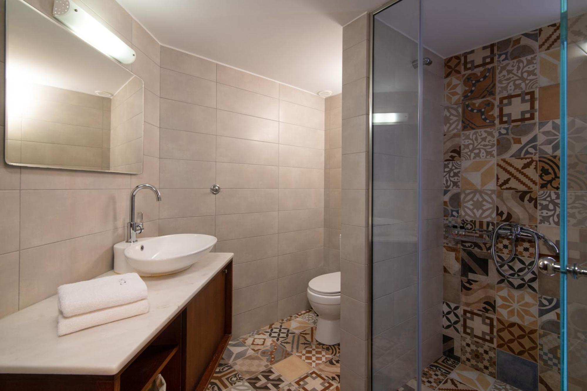 The Central Boutique Apartments 伊拉克利翁 外观 照片