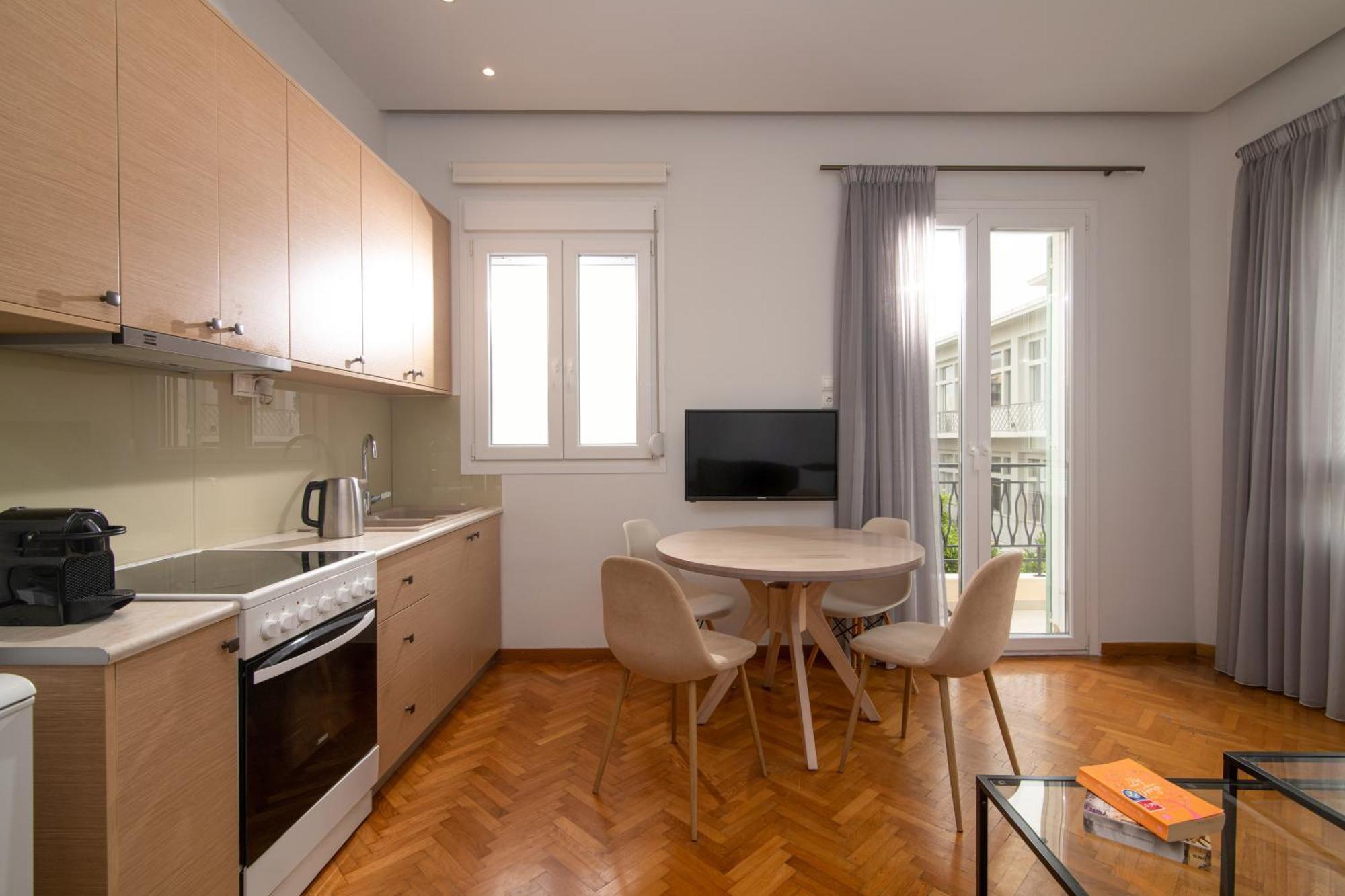 The Central Boutique Apartments 伊拉克利翁 外观 照片
